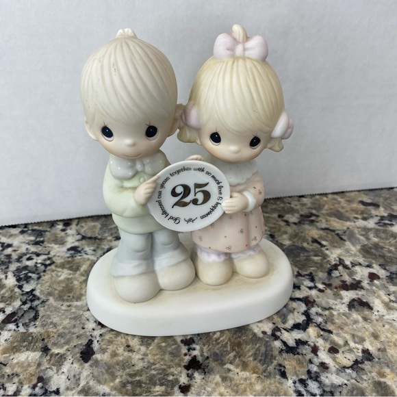 Precious Moments God Blessed Our Years Together with Love 25th 1983 - Picture 11 of 12